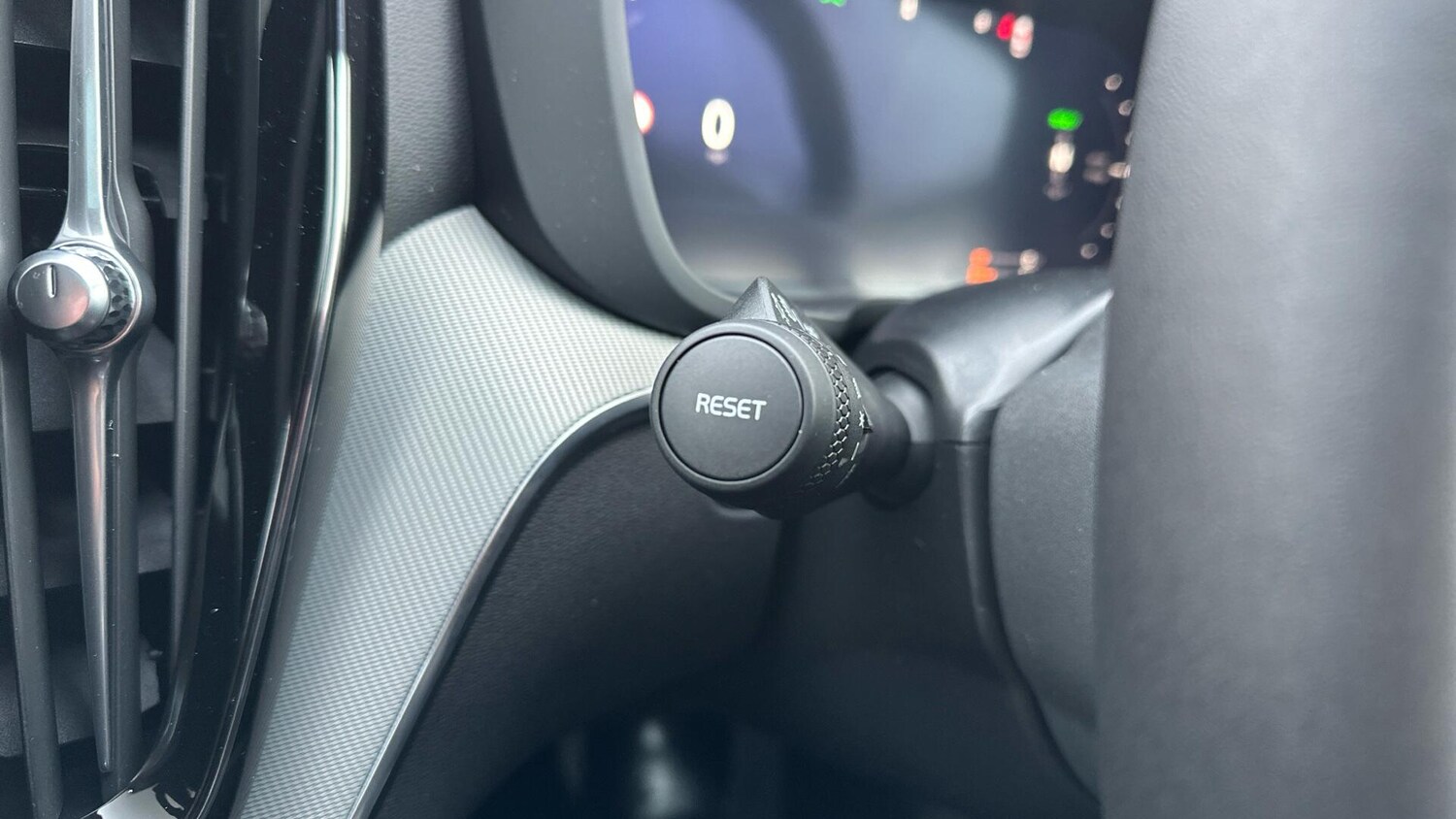 Used Volvo XC60 for sale - 77724003: Photo 39