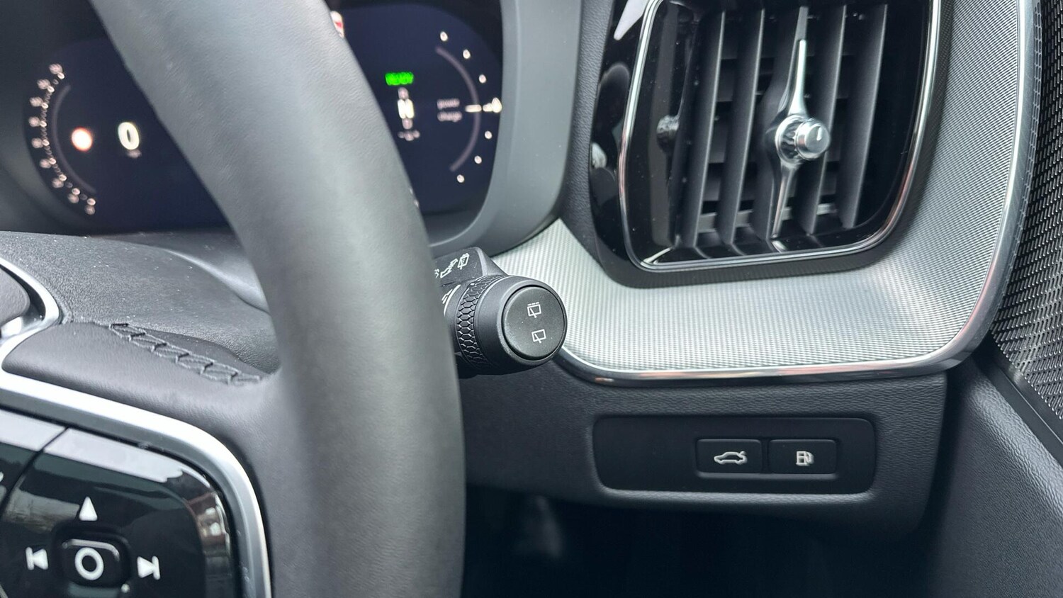 Used Volvo XC60 for sale - 77724003: Photo 40