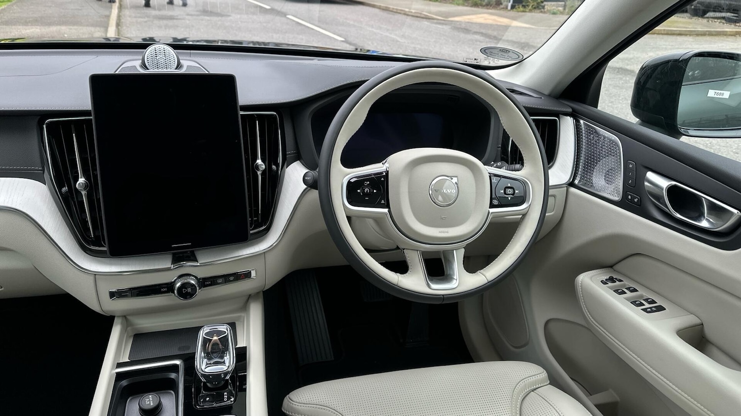 Used Volvo XC60 for sale - 77824512: Photo 4