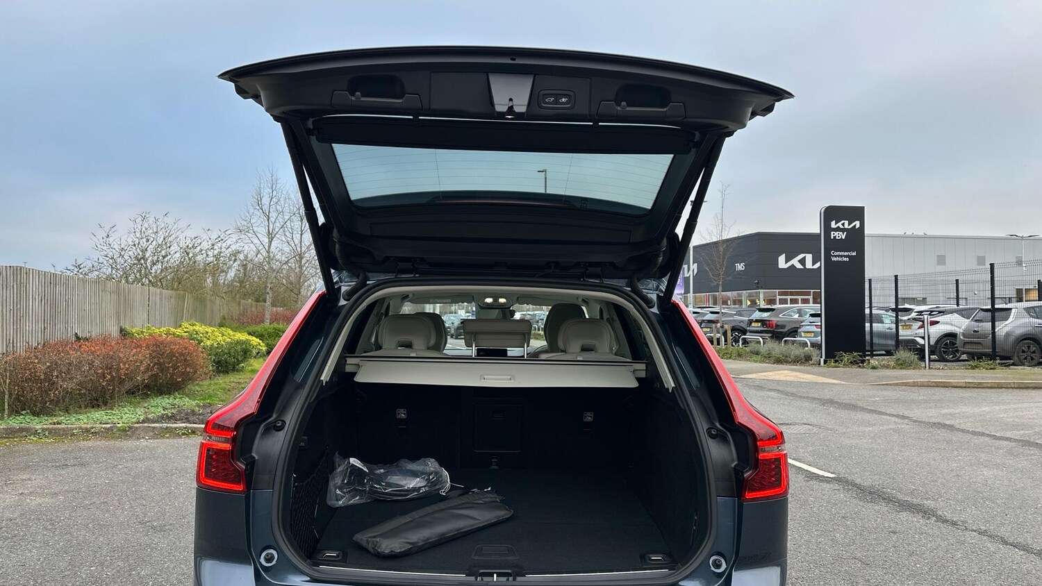 Used Volvo XC60 for sale - 77825205: Photo 13