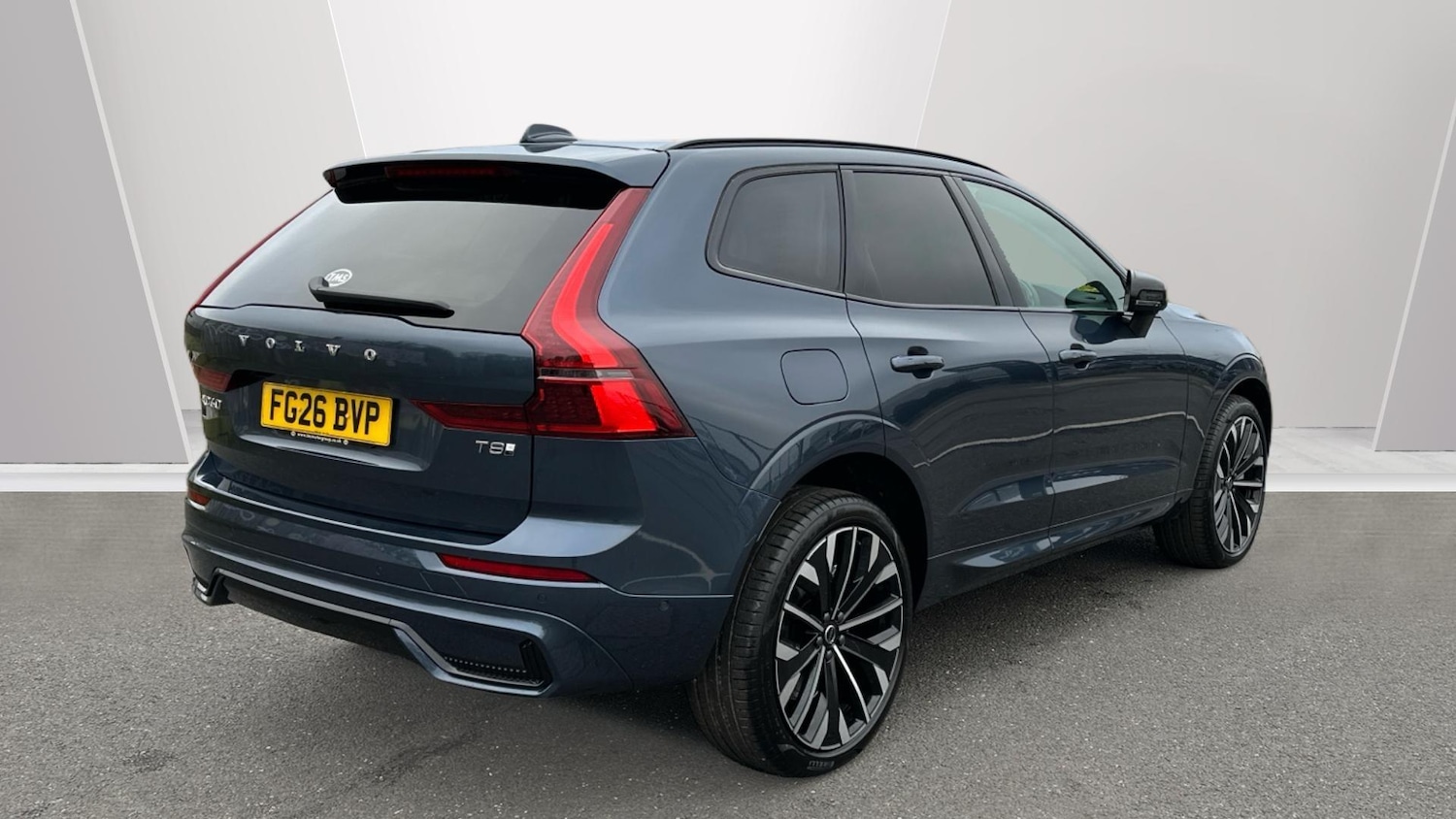 Used Volvo XC60 for sale - 77825205: Photo 2