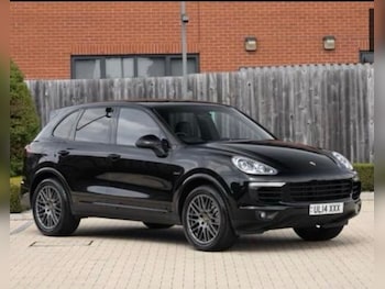 Used Porsche Cayenne 2016 for sale - 78976671: Photo