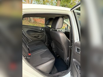 Used Ford Fiesta 2013 for sale - 76023853: Photo