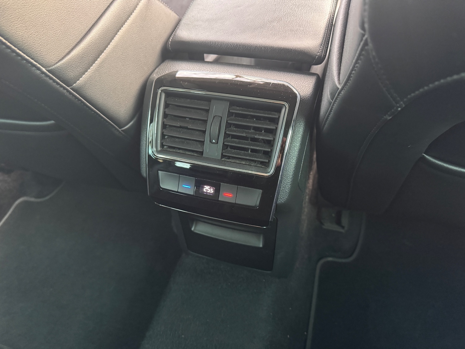 Used Skoda Superb 2016 for sale - 76924792: Photo 12