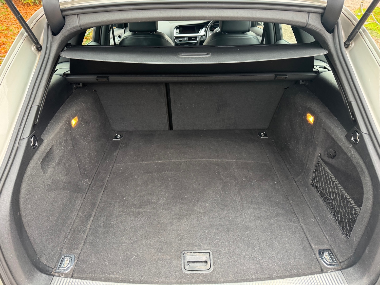 Used Audi A4 2015 for sale - 76681935: Photo 9