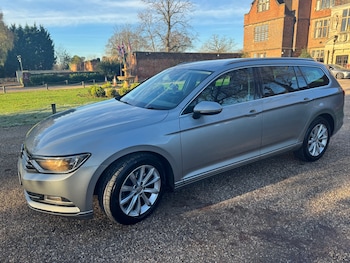 Used Volkswagen Passat 2017 for sale - 76643683: Photo