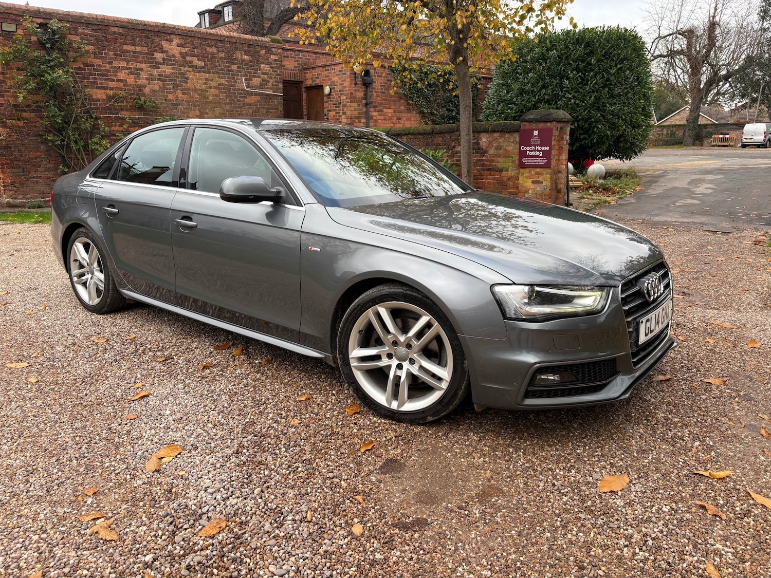 Used Audi A4 2014 for sale - 76526096: Photo 1