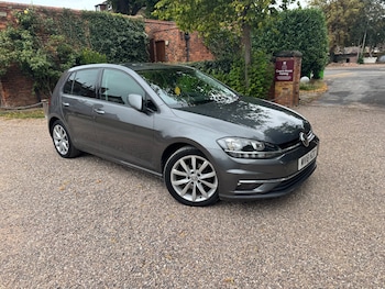 Used Volkswagen Golf 2018 for sale - 75689767: Photo