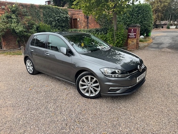 Used Volkswagen Golf 2018 for sale - 75689767: Photo