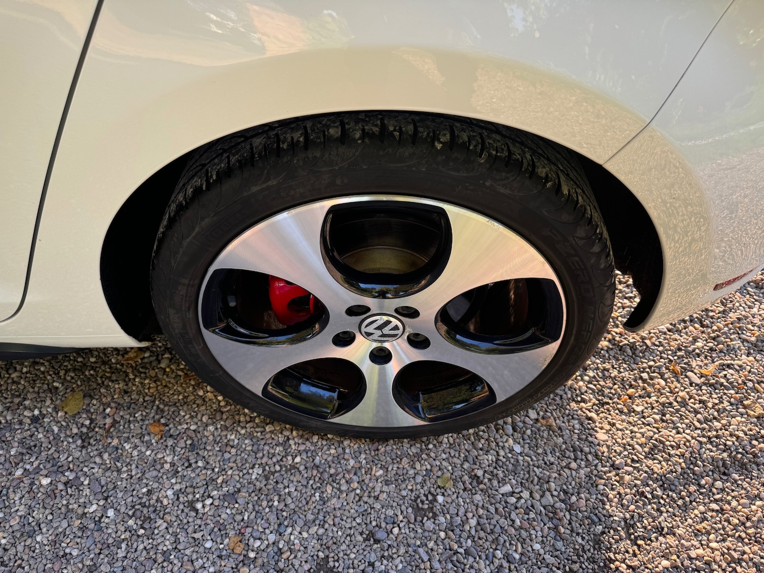 Used Volkswagen Golf 2010 for sale - 76507411: Photo 6