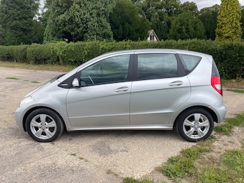 Used Mercedes-Benz A-Class 2012 for sale - 75302923: Photo