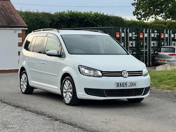 Used Volkswagen Touran 2015 for sale - 79192260: Photo