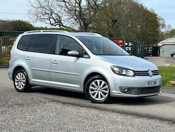 Used Volkswagen Touran 2011 for sale - 78914332: Photo