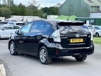 Used Toyota Prius+ 2013 for sale - 78914351: Photo