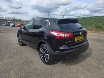 Used Nissan Qashqai 2016 for sale - 74110318: Photo