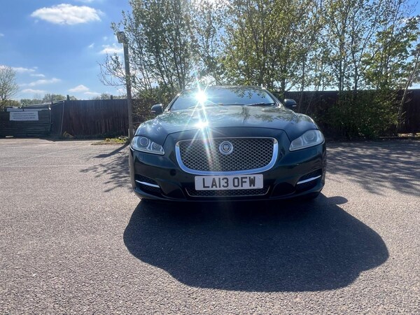 Used Jaguar XJ 2023 for sale - 74325054: Photo 2