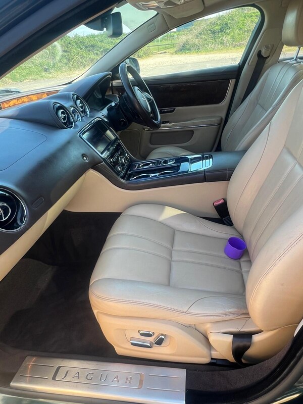 Used Jaguar XJ 2023 for sale - 74325054: Photo 33