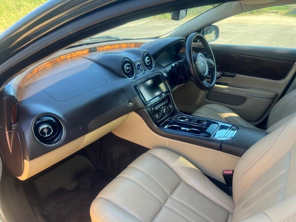 Used Jaguar XJ 2023 for sale - 74325054: Photo 34