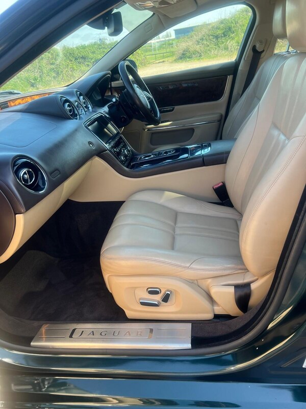 Used Jaguar XJ 2023 for sale - 74325054: Photo 35