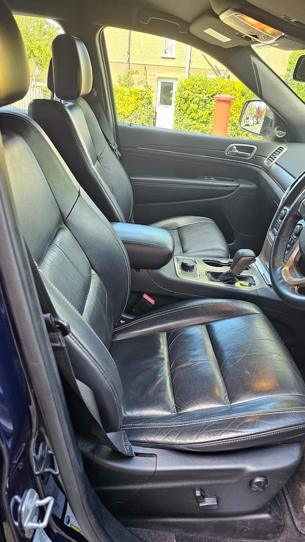 Used Jeep Grand Cherokee 2017 for sale - 73967874: Photo 8