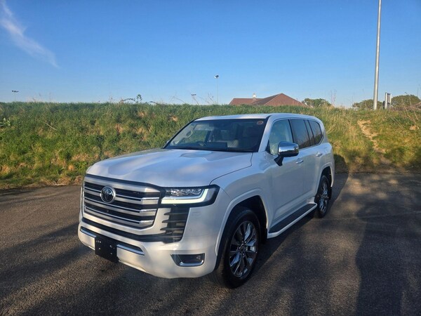 Used Toyota Landcruiser 2024 for sale - 74799776: Photo 10