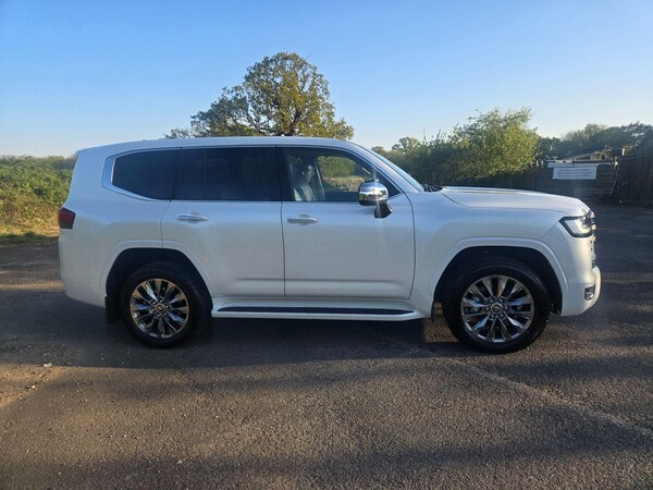 Used Toyota Landcruiser 2024 for sale - 74799776: Photo 13