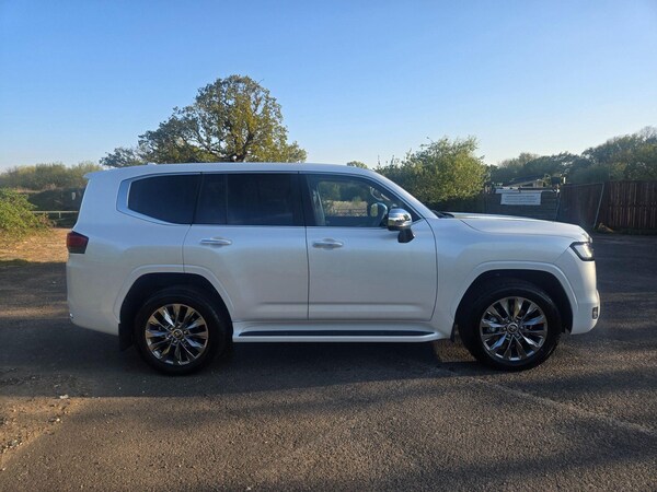 Used Toyota Landcruiser 2024 for sale - 74799776: Photo 14