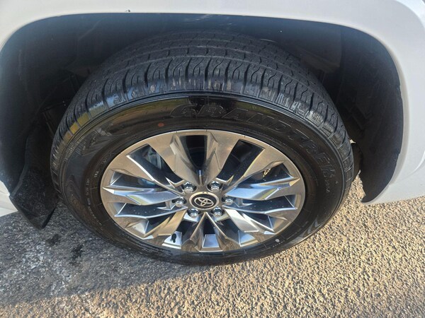 Used Toyota Landcruiser 2024 for sale - 74799776: Photo 27