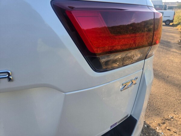 Used Toyota Landcruiser 2024 for sale - 74799776: Photo 34