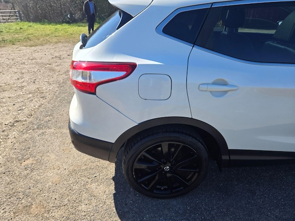 Used Nissan Qashqai 2014 for sale - 74070312: Photo 19