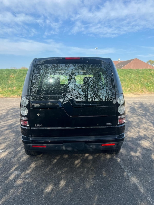 Used Land Rover Discovery 4 for sale - 74799675: Photo 17