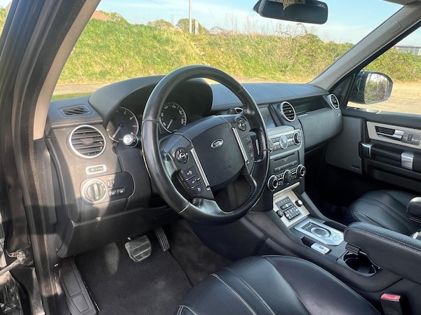 Used Land Rover Discovery 4 for sale - 74799675: Photo 23