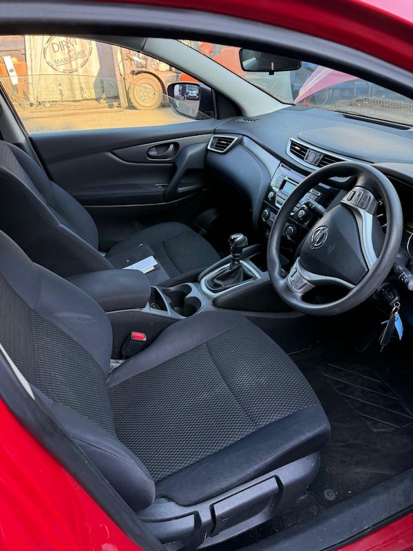 Used Nissan Qashqai 2016 for sale - 74787974: Photo 10