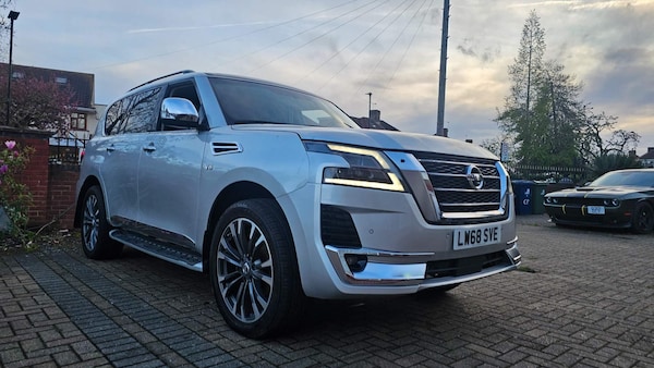 Used Nissan Patrol 2022 for sale - 72498888: Photo 2