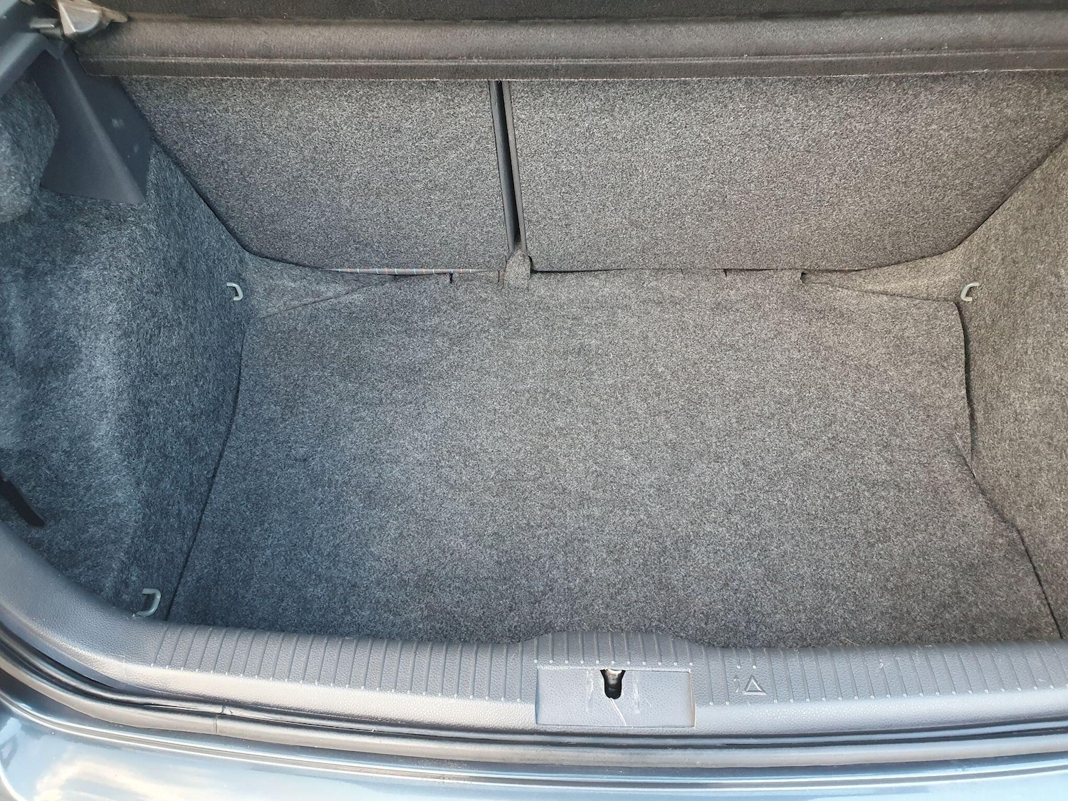 Used Volkswagen Polo 2006 for sale - 76964477: Photo 20