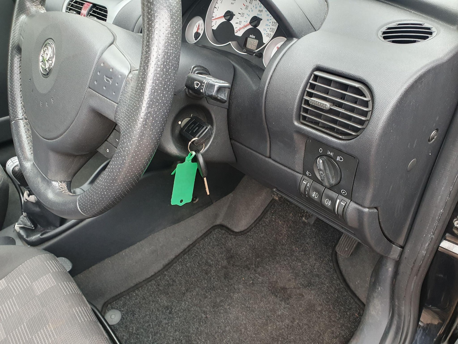 Used Vauxhall Corsa 2006 for sale - 76645636: Photo 11