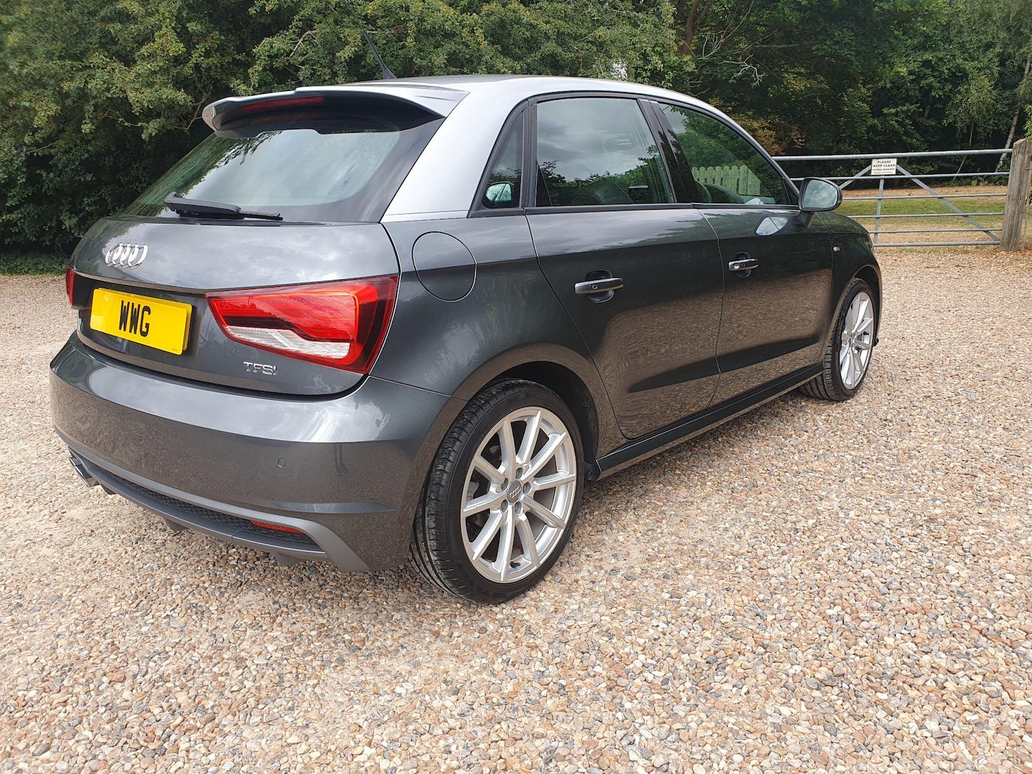 Used Audi A1 2017 for sale - 76645060: Photo 4