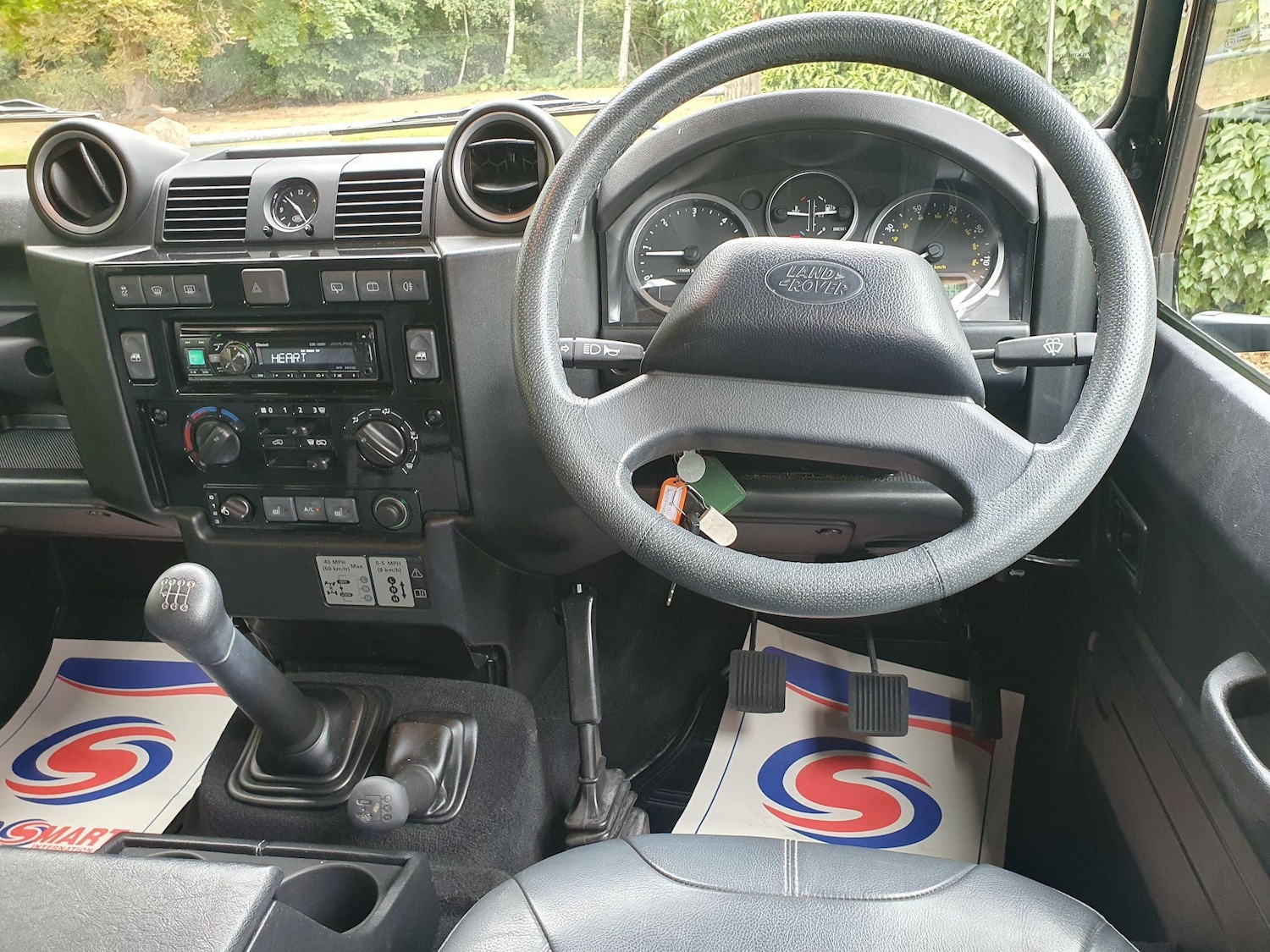 Used Land Rover Defender 2015 for sale - 76646075: Photo 18