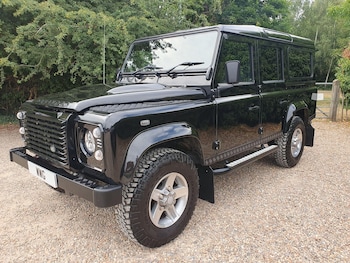 Used Land Rover Defender 2015 for sale - 76646075: Photo