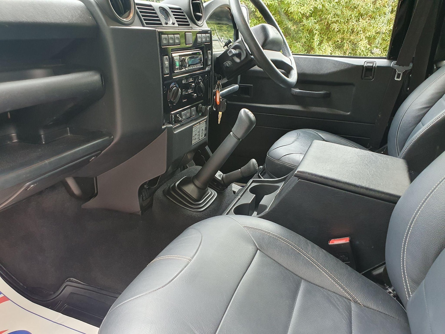 Used Land Rover Defender 2015 for sale - 76646075: Photo 27