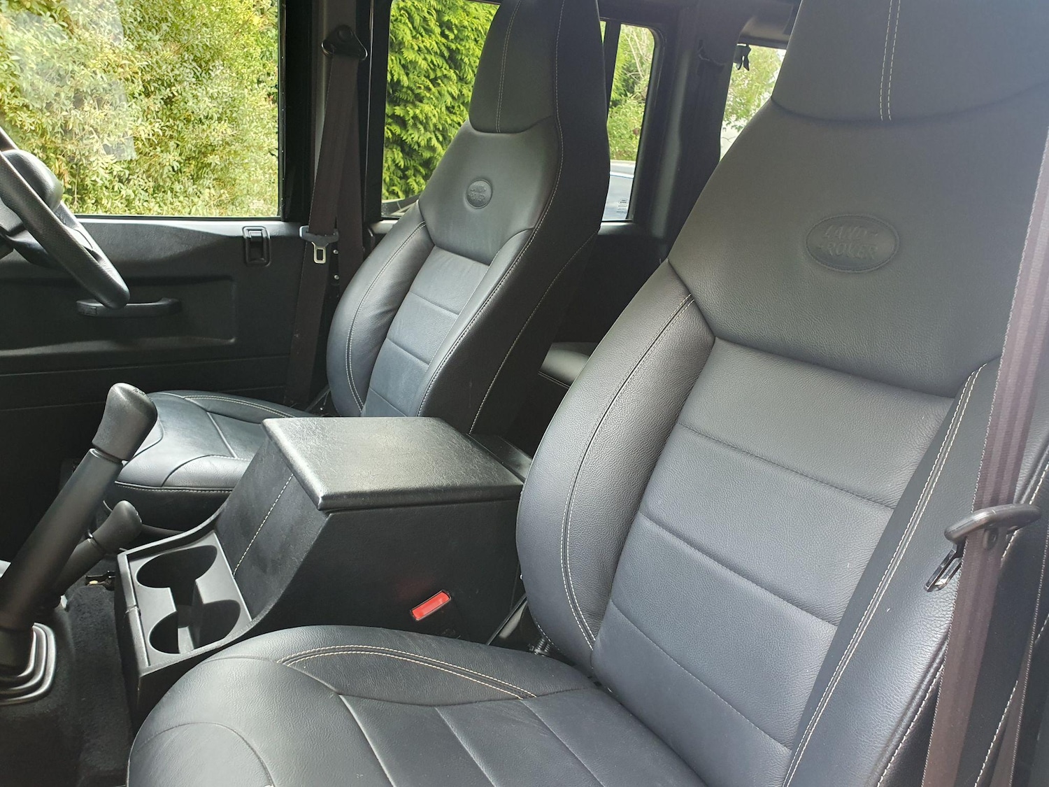 Used Land Rover Defender 2015 for sale - 76646075: Photo 28