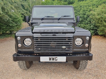 Used Land Rover Defender 2015 for sale - 76646075: Photo