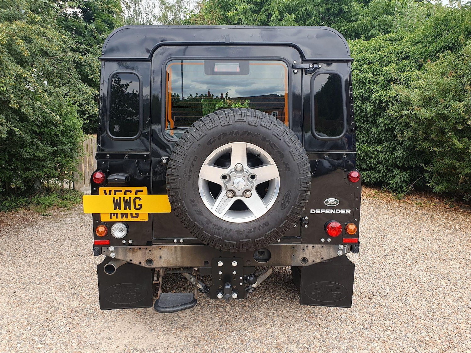 Used Land Rover Defender 2015 for sale - 76646075: Photo 5