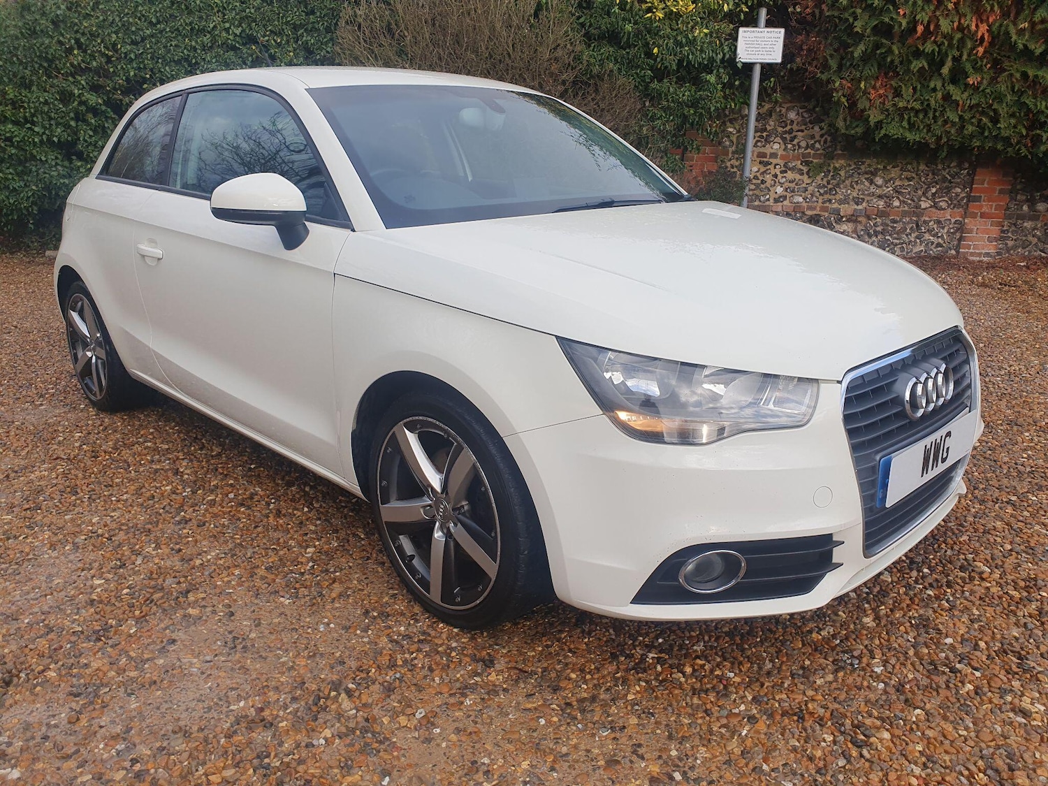 Used Audi A1 2011 for sale - 77315120: Photo 3