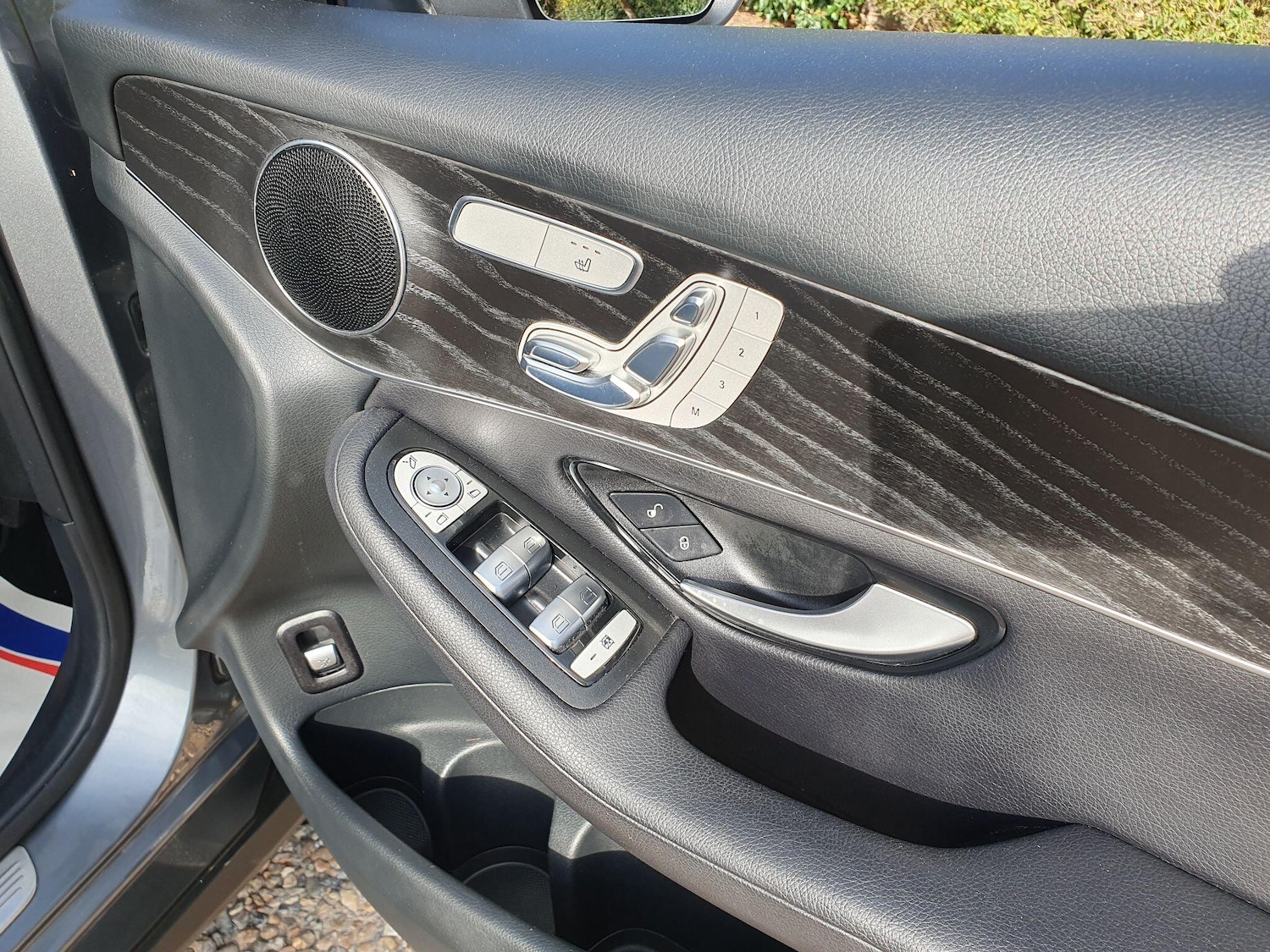 Used Mercedes-Benz GLC 2016 for sale - 76645963: Photo 12