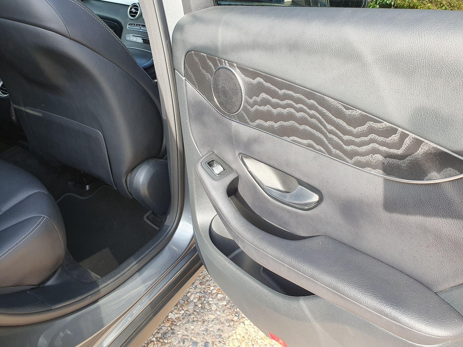 Used Mercedes-Benz GLC 2016 for sale - 76645963: Photo 15