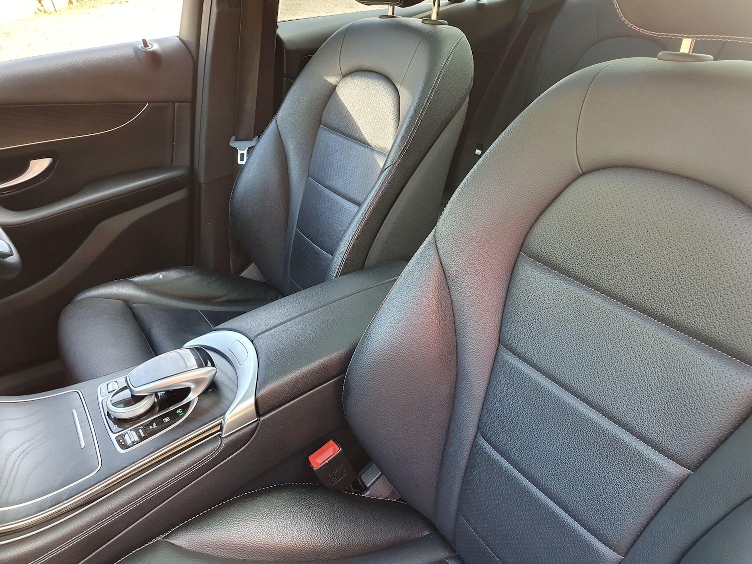 Used Mercedes-Benz GLC 2016 for sale - 76645963: Photo 16