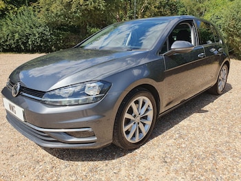 Used Volkswagen Golf 2018 for sale - 79395982: Photo