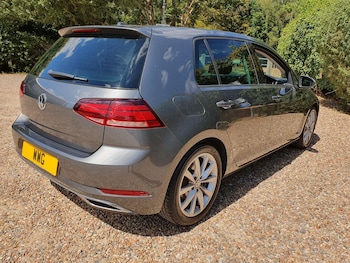 Used Volkswagen Golf 2018 for sale - 79395982: Photo