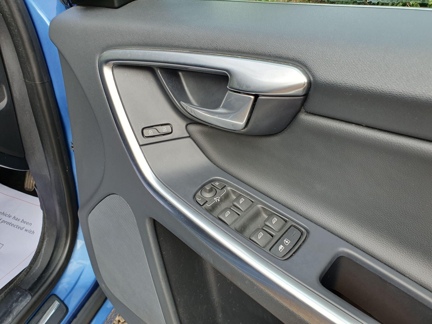 Used Volvo XC60 2017 for sale - 78047479: Photo 15